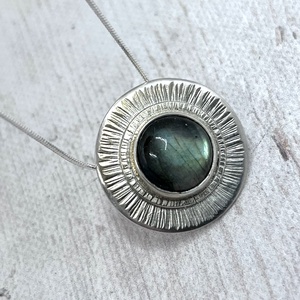 Labradorit ezüst nyaklánc - Meska.hu