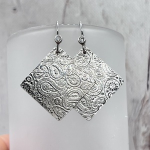 Paisley mintás ezüst fülbevaló - ékszer - fülbevaló - lógó fülbevaló - Meska.hu