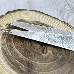 Virág mintás ezüst fülbevaló - ékszer - fülbevaló - lógó fülbevaló - Meska.hu