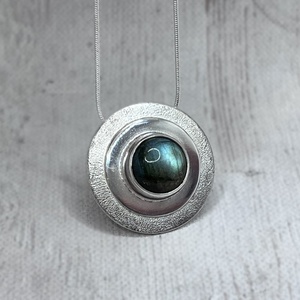 Labradorit ezüst nyaklánc - ékszer - nyaklánc - medál - Meska.hu