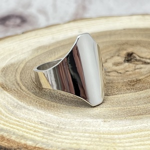 Modern ezüst gyűrű  - ékszer - gyűrű - statement gyűrű - Meska.hu