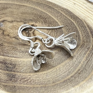 Harangvirág ezüst fülbevaló - Meska.hu