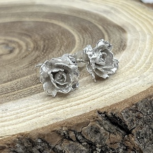 Szellőrózsa ezüst fülbevaló - ékszer - fülbevaló - pötty fülbevaló - Meska.hu