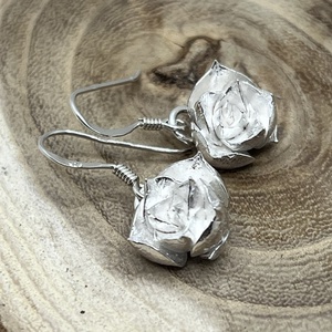 Kövirózsa ezüst fülbevaló (nagy), Ékszer, Fülbevaló, Lógó fülbevaló, Ékszerkészítés, Ötvös, MESKA