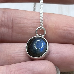 Labradorit ezüst nyaklánc - ékszer - nyaklánc - medál - Meska.hu