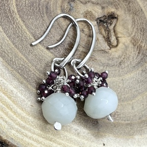 Jáde-gránát ezüst fülbevaló - ékszer - fülbevaló - lógó fülbevaló - Meska.hu