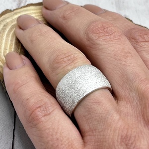 Domború ezüst gyűrű  - esküvő - ékszer - karikagyűrű - Meska.hu