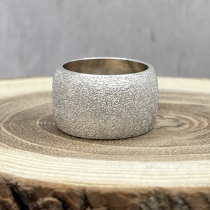 Domború ezüst gyűrű  - esküvő - ékszer - karikagyűrű - Meska.hu