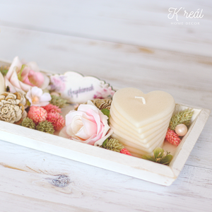 Anyák napi asztaldísz női arc szójagyertyával - otthon & életmód - virágdekoráció - virágdíszek - asztali virágdísz - Meska.hu