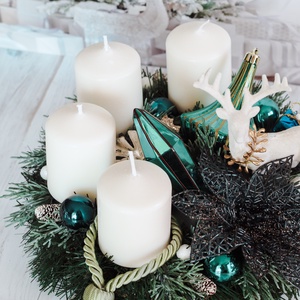 Adventi fenyő koszorú - karácsony - adventi díszek - adventi gyertyadíszek és koszorúdíszek - Meska.hu