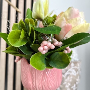 Tulipános tavaszi dekoráció - otthon & életmód - dekoráció - asztal és polc dekoráció - asztaldísz - Meska.hu