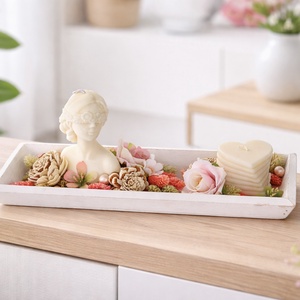 Anyák napi asztaldísz női arc szójagyertyával, Otthon & Életmód, Virágdekoráció, Virágdíszek, Asztali virágdísz, Virágkötés, MESKA