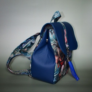 Nathalie hátizsák - kék műbőr/kövirózsák - táska & tok - hátizsák - kishátizsák - Meska.hu