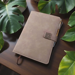 Műbőr jegyzetfüzet - gravírozott bambusz tollal - otthon & életmód - papír, írószer - jegyzetfüzet & napló - Meska.hu