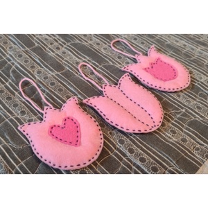 Húsvéti tojásfadísz - rózsaszín tulipánok, Otthon & Életmód, Dekoráció, Fali és függő dekoráció, Függődísz, Varrás, MESKA