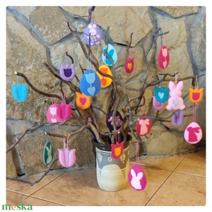 Húsvéti tojásfadísz - piros tulipánok - otthon & életmód - dekoráció - fali és függő dekoráció - függődísz - Meska.hu