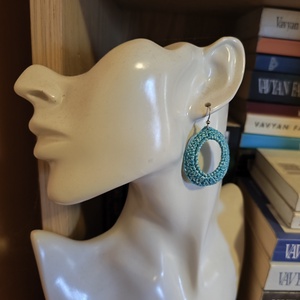 Horgolt ovális türkiz fülbevaló  - ékszer - fülbevaló - lógó fülbevaló - Meska.hu