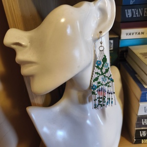 Tavaszi virágok kismadárral fülbevaló (103) - ékszer - fülbevaló - lógó fülbevaló - Meska.hu