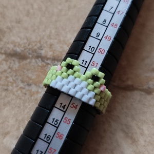 Békás peyote gyűrű (107), Ékszer, Gyűrű, Gyöngyös gyűrű, Gyöngyfűzés, gyöngyhímzés, MESKA