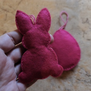 Húsvéti nyuszi tojásfadísz - nyuszi és tulipános tojás - otthon & életmód - dekoráció - fali és függő dekoráció - függődísz - Meska.hu