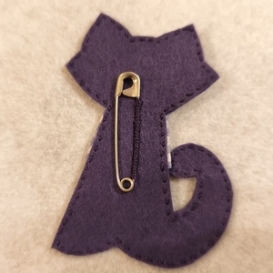 Cica kitűző (58) - ékszer - kitűző és bross - Meska.hu