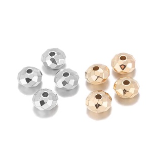 Távtartó gyöngy lapos 8 mm, Kellékek & szerszámok, Gyöngyfűzés kellékek, Figurális gyöngyök, Ékszerkészítés, MESKA