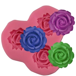 Szilikon forma mini rózsák 6.2 cm, Kellékek & szerszámok, Vegyes alapanyag, Szilikon öntőforma, Decoupage, transzfer és szalvétatechnika, MESKA