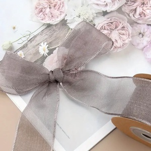 Szegett szélű organza 4 cm - szürke, Kellékek & szerszámok, Rövidáru, Szalag, pánt, Textilszalag, Mindenmás, MESKA