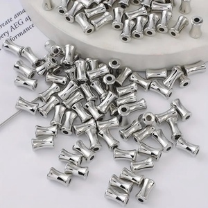 Akril, bambusz alakú gyöngy 0.7 x 1.1 cm ezüst, Kellékek & szerszámok, Gyöngyfűzés kellékek, Műanyag gyöngy, Ékszerkészítés, MESKA