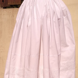 Néptáncos, népi alsószoknya  - Meska.hu