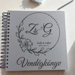 Egyedi gravírozású esküvői vendégkönyv  Fotóalbum, Esküvő, Emlék & Ajándék, Vendégkönyv, Gravírozás, pirográfia, MESKA