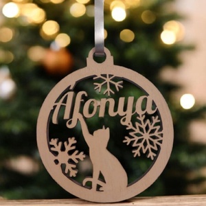 Cicás karácsonyi dísz  Egyedi névvel, Karácsony, Karácsonyi lakásdekoráció, Karácsonyfadíszek, Famegmunkálás, Gravírozás, pirográfia, MESKA