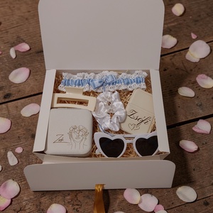Menyasszonyi ajándék box � tökéletes meglepetés lánybúcsúra, Esküvő, Lánybúcsú, Gravírozás, pirográfia, MESKA