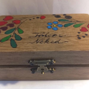 Tőlem Neked feliratú ajándékdoboz (kicsi), Otthon & Életmód, Dekoráció, Asztal és polc dekoráció, Díszdoboz, Gravírozás, pirográfia, Festett tárgyak, MESKA