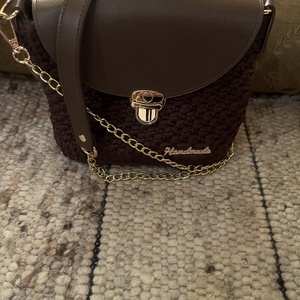 Horgolt barna alkalmi oldaltáska. - táska & tok - kézitáska & válltáska - alkalmi táska - Meska.hu