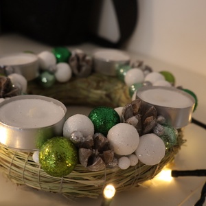 Zöld-fehér adventi koszorú  - karácsony - adventi díszek - adventi koszorú - Meska.hu