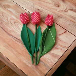 Textil tulipánok  - otthon & életmód - dekoráció - virágdísz és tartó - csokor & virágdísz - Meska.hu