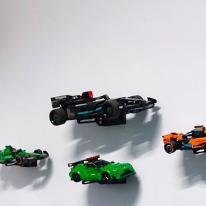 F1 Lego Speed Champions szériához való lebegő tartó konzol - játék & sport - kisautók, járművek - játékautó - Meska.hu