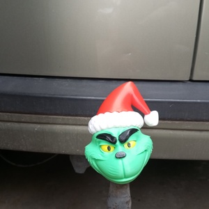 Grincs Grinch vonóhorog sapka  - otthon & életmód - autó - visszapillantó dísz - Meska.hu