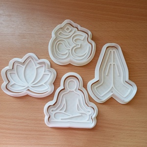 4 részes jóga / yoga / namaste süti kiszúró és pecsét szett - otthon & életmód - konyhafelszerelés, tálalás - sütés, főzés - sütikiszúró - Meska.hu