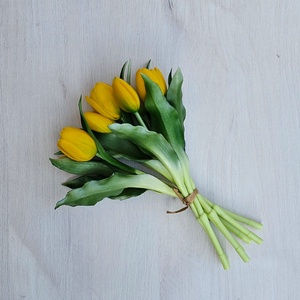 7 szálas élethű tulipán csokor - Meska.hu