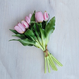 7 szálas élethű tulipán csokor, Otthon & Lakás, Dekoráció, Virágdísz és tartó, Csokor & Virágdísz, Virágkötés, MESKA
