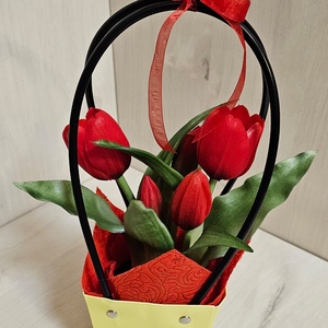 Tulipán erős papír kosárban - Meska.hu