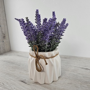 Levendula kerámia kaspóban - Meska.hu