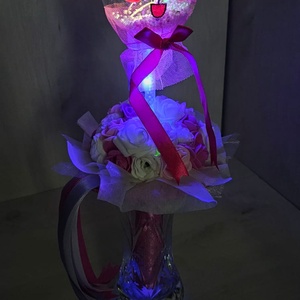 Ballagási csokor (világít) - otthon & életmód - virágdekoráció - virágok - virágcsokor - Meska.hu