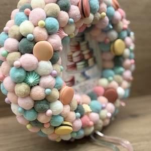Macaronos puha ajtódísz - otthon & életmód - dekoráció - ajtó- és ablak dekoráció - ajtódísz & kopogtató - Meska.hu