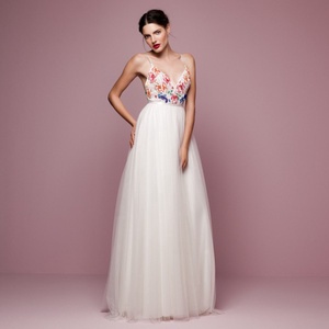 Kiárusítás!!! Fehér  hosszú tüll szoknya  esküvőre  szezon kezdő áron  - Meska.hu