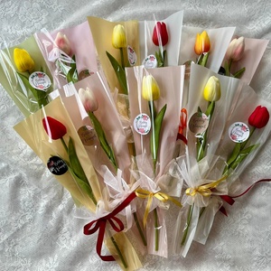 Nőnapi tulipán gumi - Meska.hu