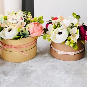 Nőnapi díszek, Otthon & Életmód, Dekoráció, Asztal és polc dekoráció, Díszdoboz, Virágkötés, MESKA