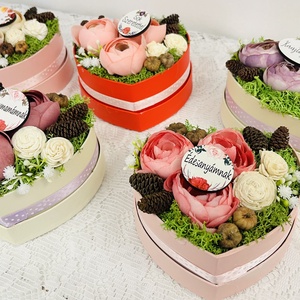 Nőnapi díszek - otthon & életmód - dekoráció - asztal és polc dekoráció - díszdoboz - Meska.hu